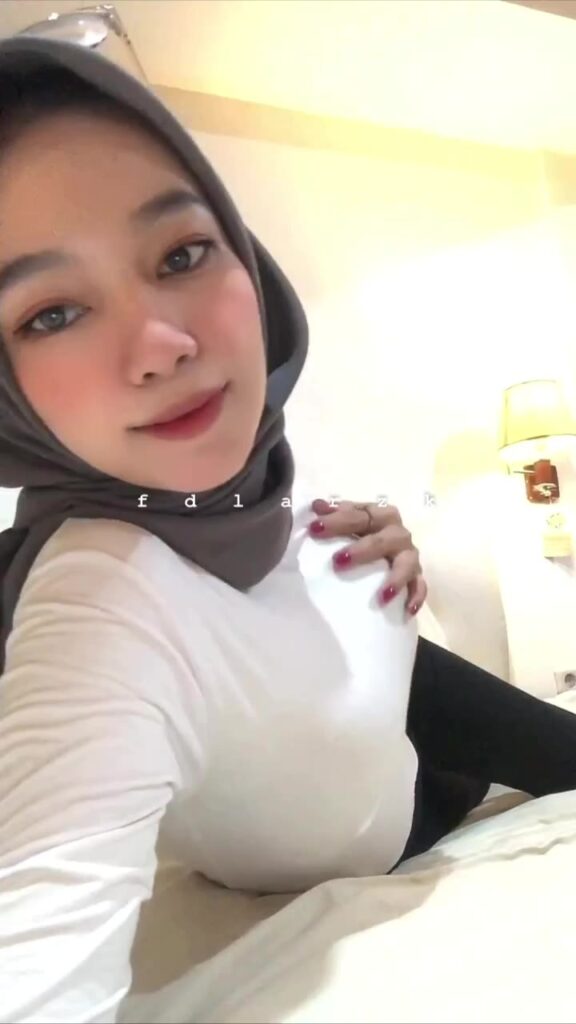 Abg Indo Ukhti fadhilarzk selebgram konten Trakteer Hot Viral Full Top 2024 Terbaru